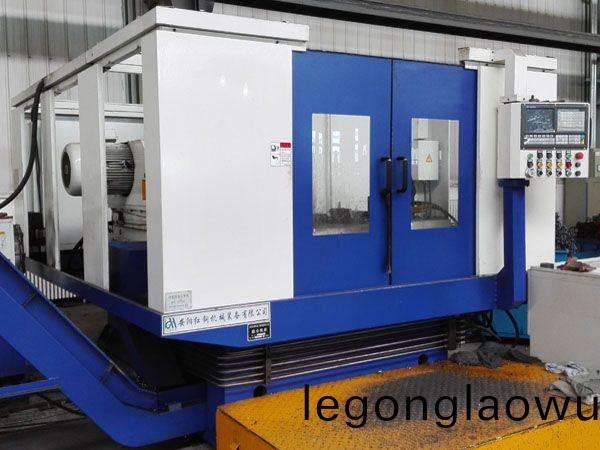 钩尾框承载面加工机床